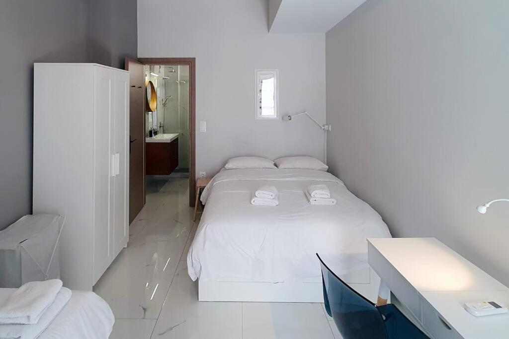 Hidden Gem On The Piraeus Coast Apartman Kültér fotó